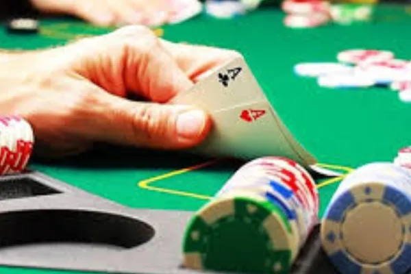 Trò chơi Poker Live